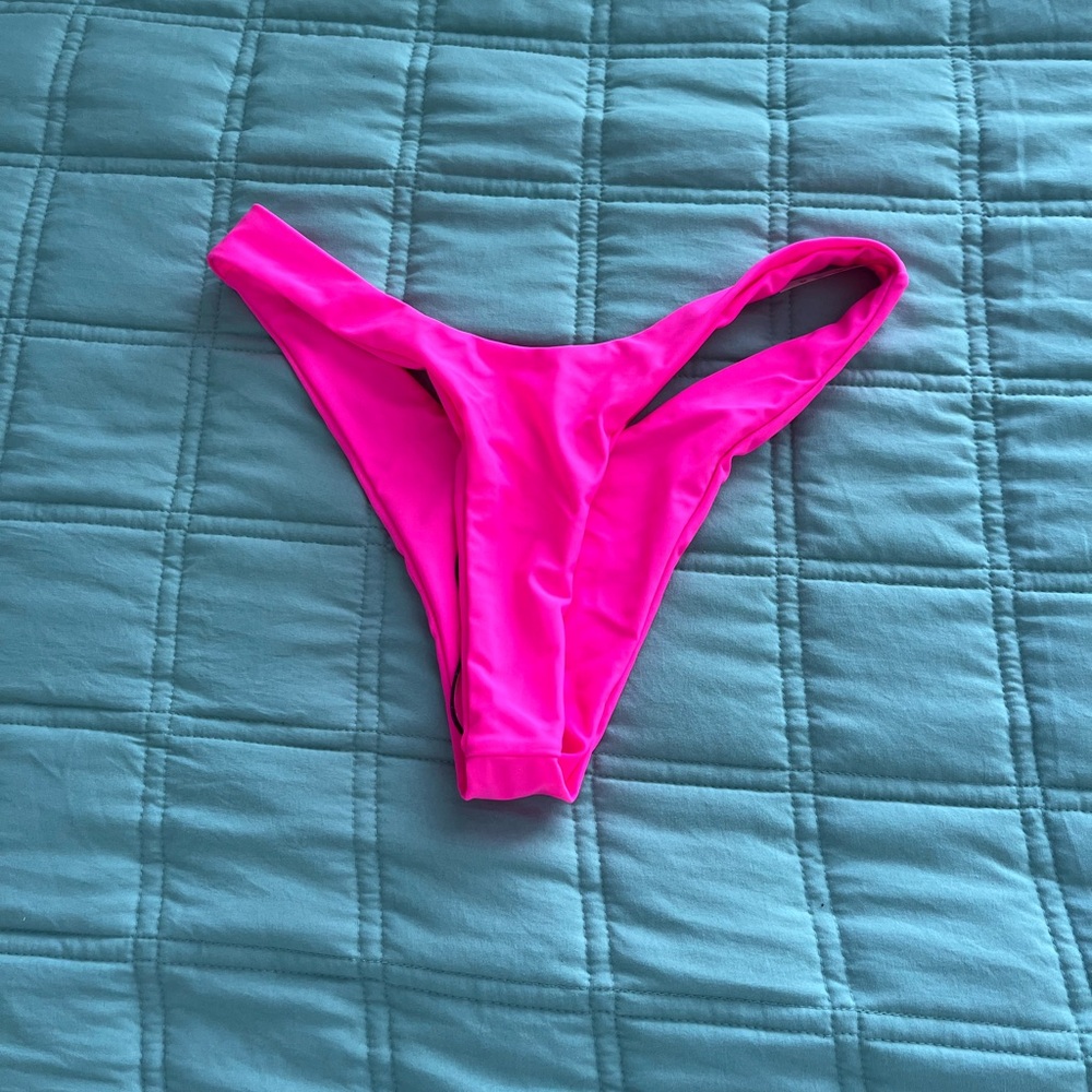 bikini bundle - Picture 3 of 8